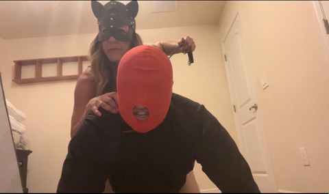 Mistress X & Slave Z profile picture