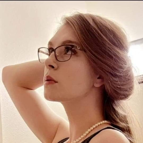 RedheadRapunzel profile picture