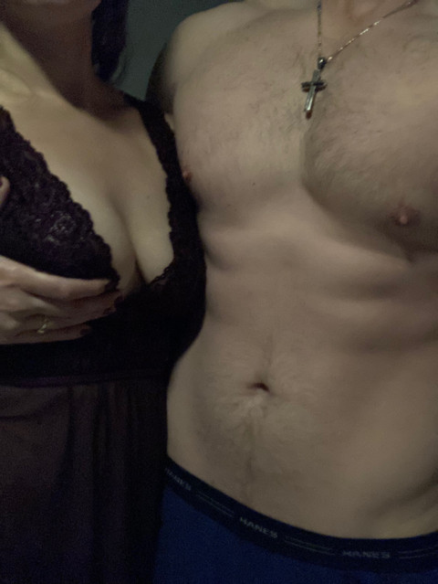 Hotwifeandhub profile picture