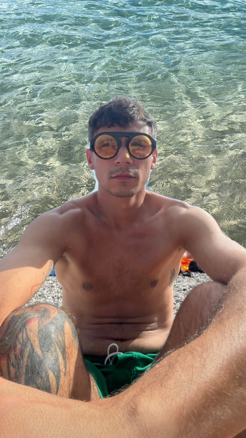 Ugly Feet of Carib profile picture