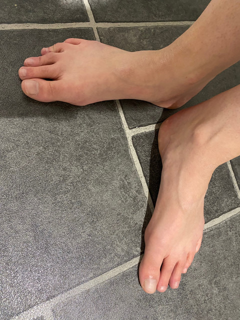 Fancy_feet2022 profile picture