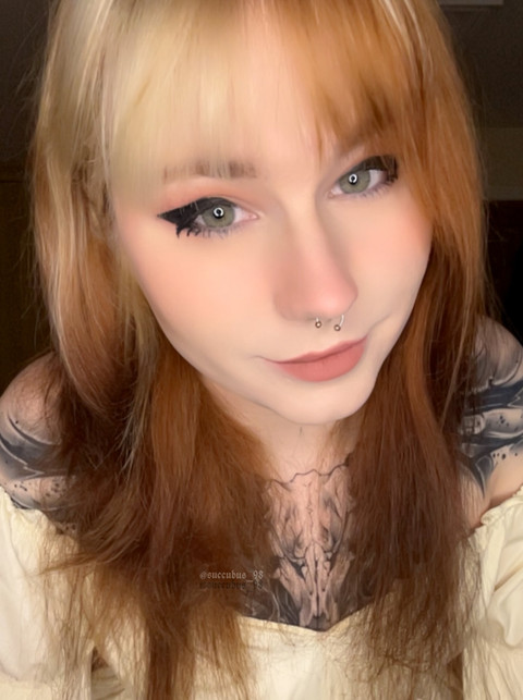 Amber Hawking profile picture