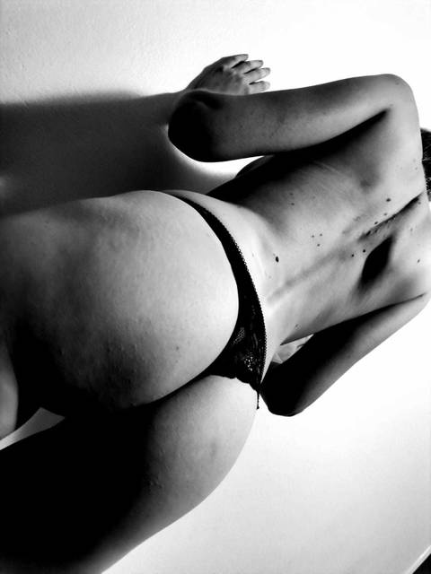 @girlbornnaughty nude girlbornnaughty nude