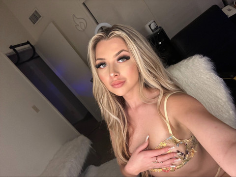 𝓛𝓮𝓪𝓱💕 profile picture