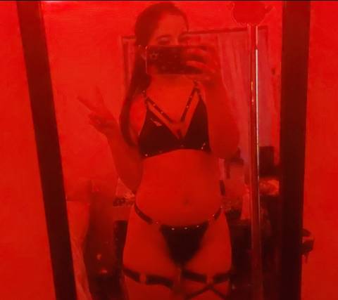 @spicyamby @spicyamby