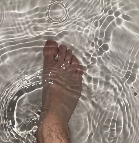 TJ Feet profile picture