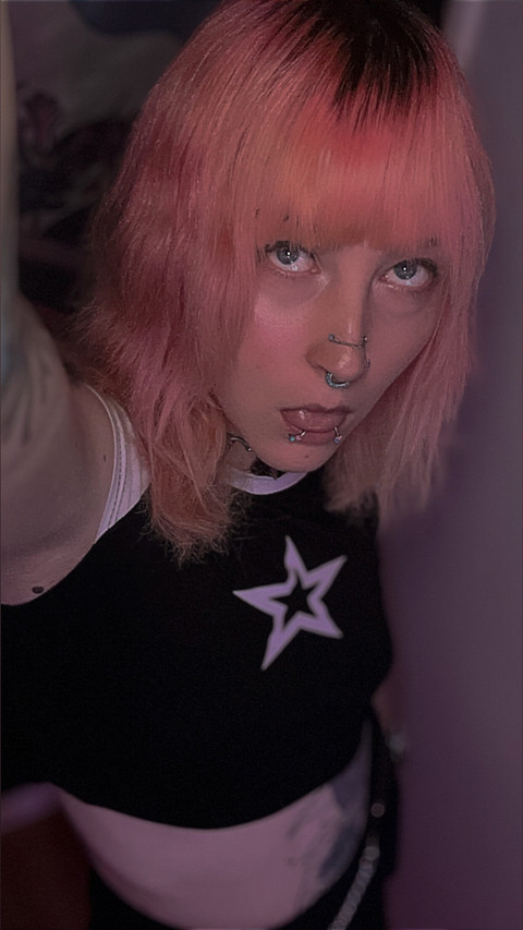 WholesomeAnimeProtagonist profile picture