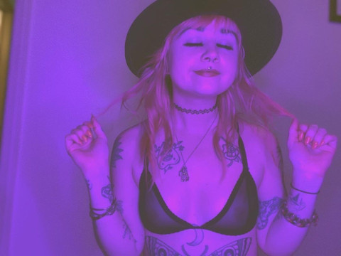 Spooky bb profile picture