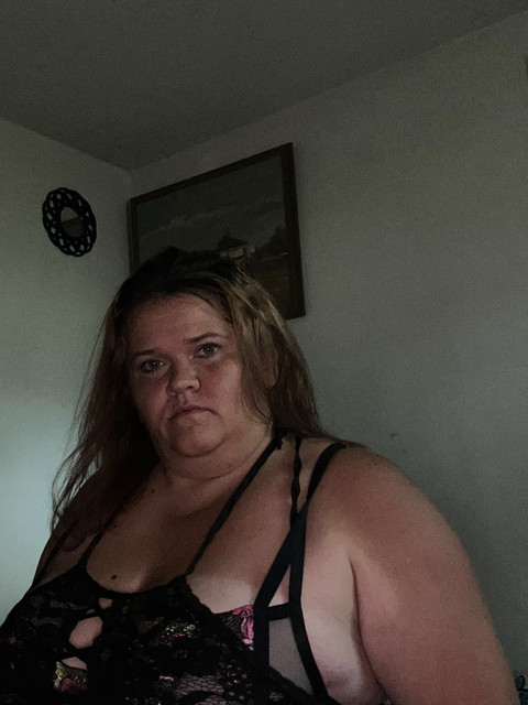 Pierced mama profile picture