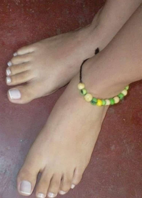 Feetguy Shoeplay videos Street feet 👣😉☺ profile picture