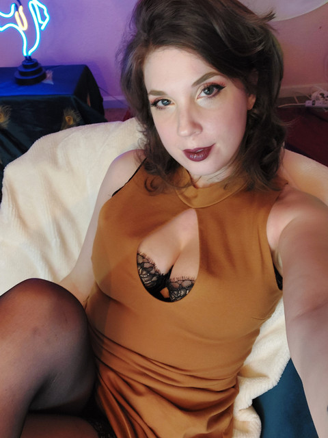 Mistress Tealchromatic profile picture