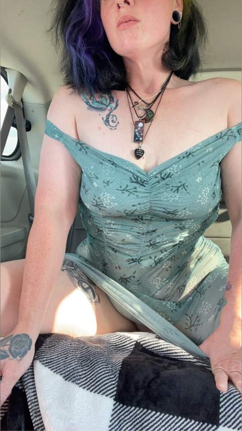 Honey Pot 🦋🍯 🦇 profile picture