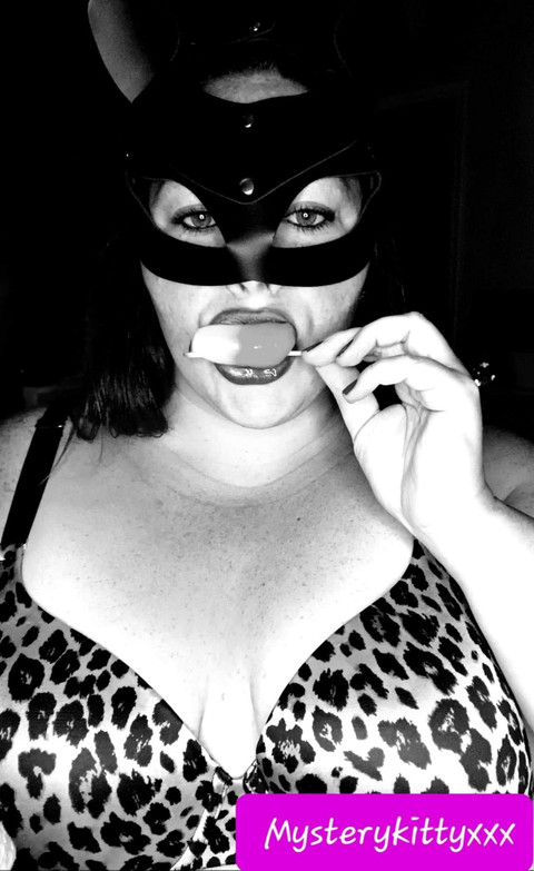 Mysterykittyxxx profile picture