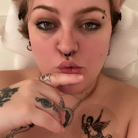 ꧁𝖒𝖊𝖎❀𝖑𝖊𝖎𝖌𝖍꧂ profile picture