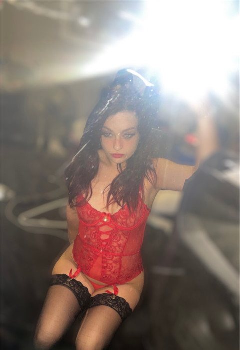 Adri profile picture