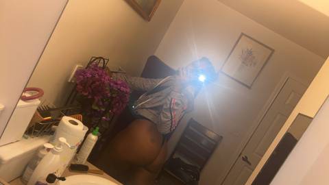 @brownskingirl18 nude brownskingirl18 nude