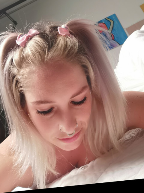 Mikaela May profile picture