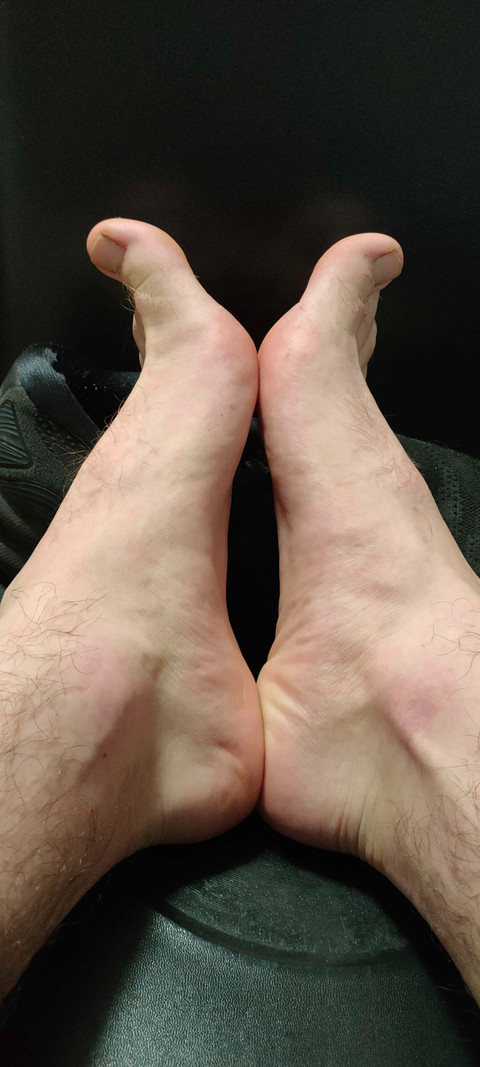 Hairy Toes on Toes profile picture