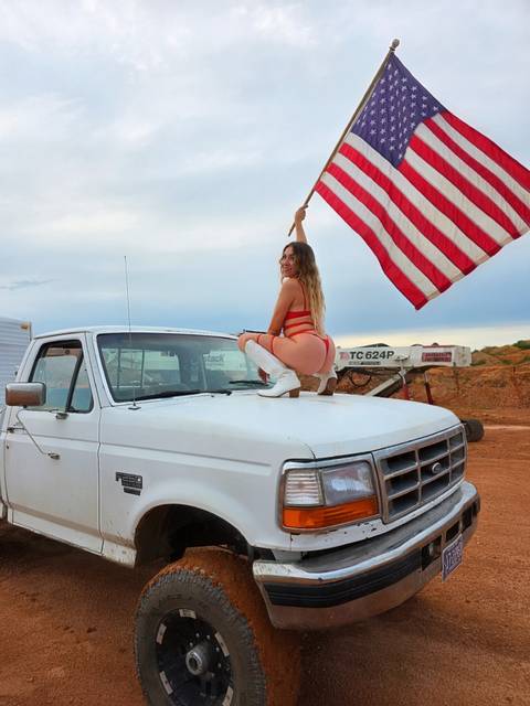 @mkaylayla22 nude mkaylayla22 nude