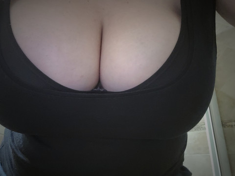 HotRabbit profile picture