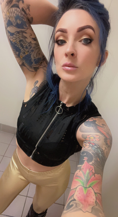 MissRaven profile picture