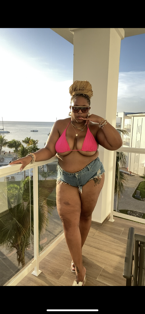 @honeybbbwluv nude honeybbbwluv nude