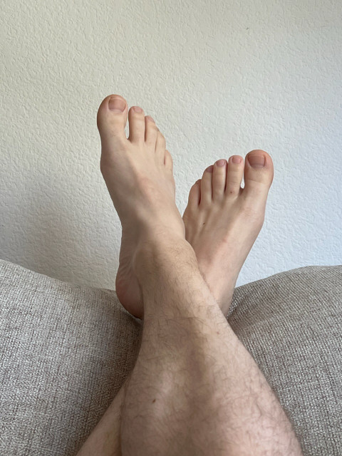 Feet and Sneaker Guy profile picture