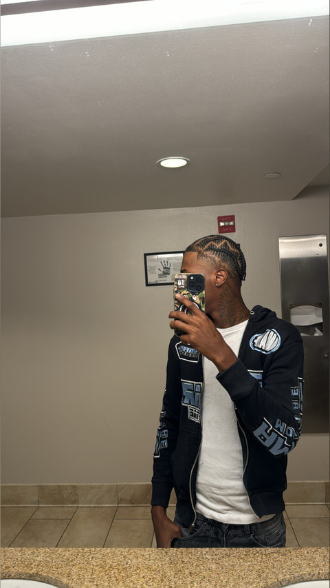 five profile picture