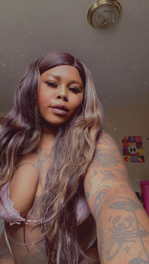 MaddieKinks69 profile picture