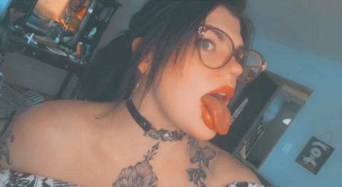 @wishinyourgfwashotlikeme @wishinyourgfwashotlikeme