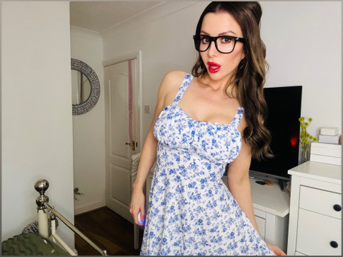 Lucy Alexandra  🇬🇧 profile picture