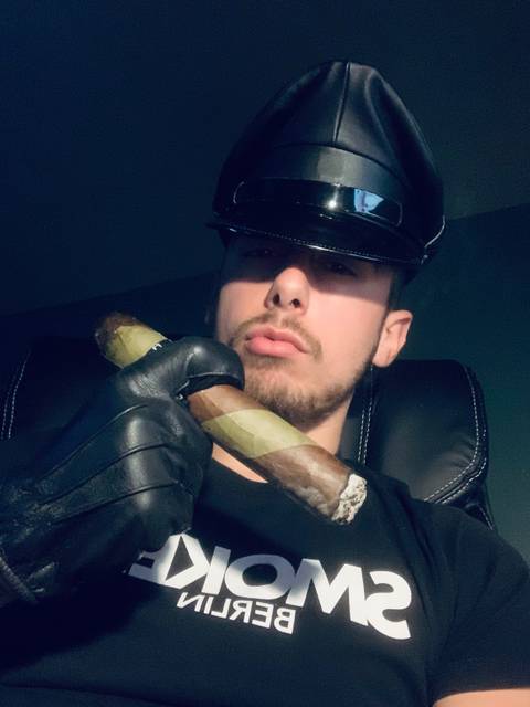 @smoker.clem.leather nude smoker.clem.leather nude