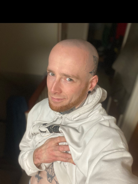 G profile picture
