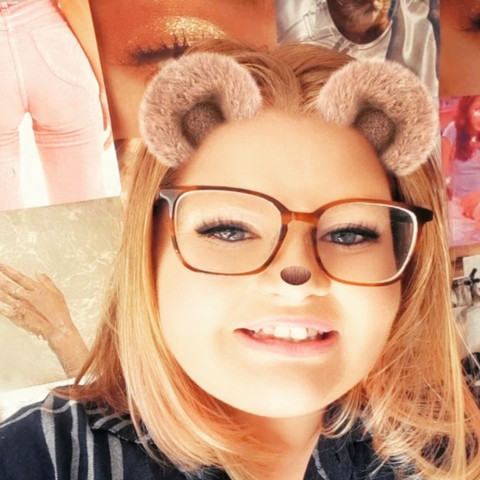 Keely buxton profile picture