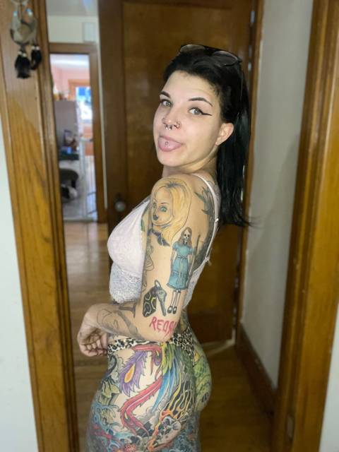 @tee_lynnn @tee_lynnn