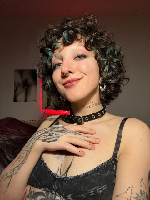 Madison 🌈 profile picture