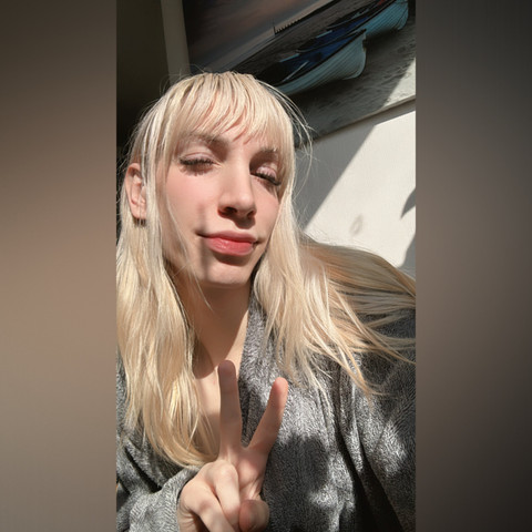 Alina profile picture