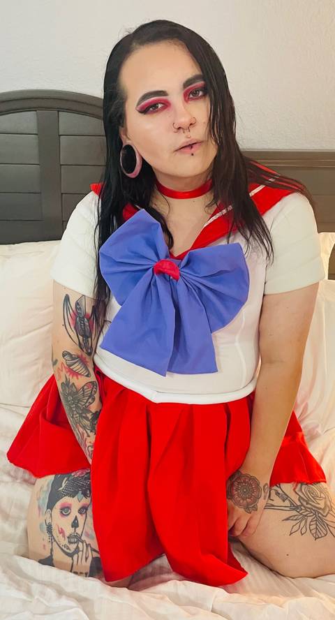 @britaneydropdead @britaneydropdead