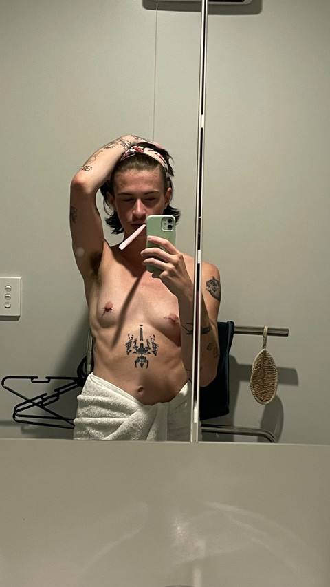 Sappho the transmasc profile picture