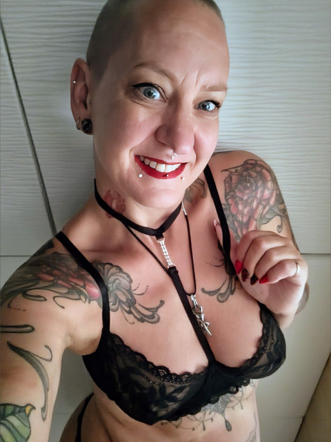 Emma Free profile picture