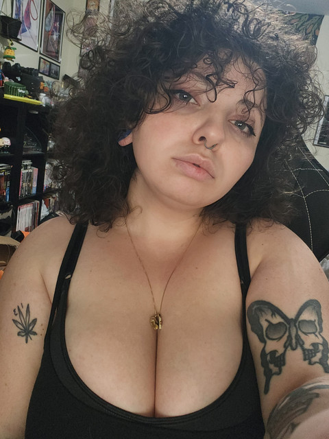 ThirstiForPoison profile picture