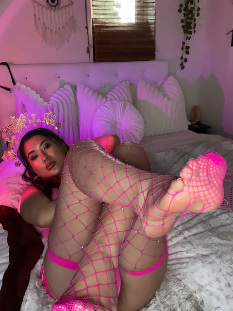 𝕾𝖚𝖕𝖊𝖗𝖎𝖔𝖗 𝕬𝖘𝖎𝖆𝖓 𝕼𝖚𝖊𝖊𝖓 profile picture