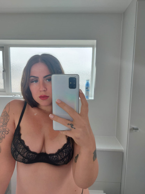 DesperateHouseWife09 profile picture