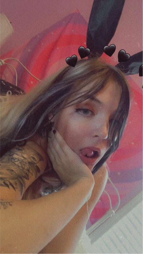 Alice๐ฉท profile picture