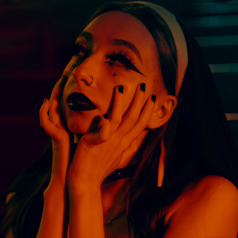 Red Velvet Vamp 🦇🩸 profile picture