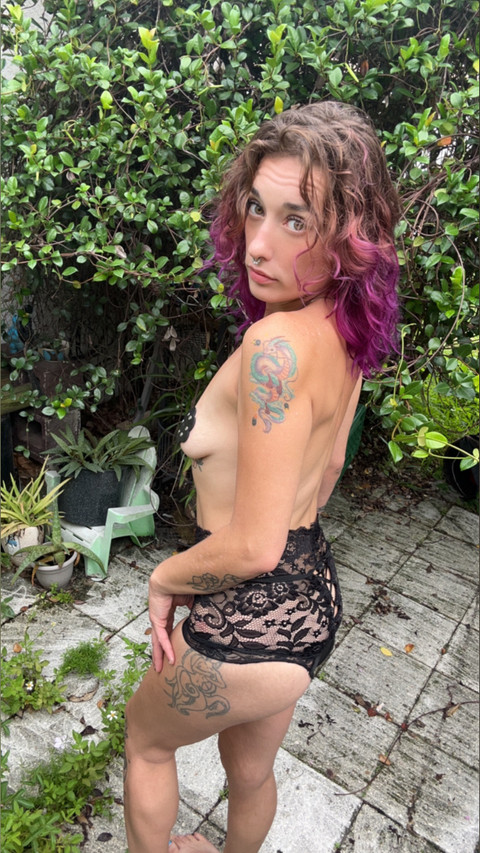 Kay Cuum Monster profile picture