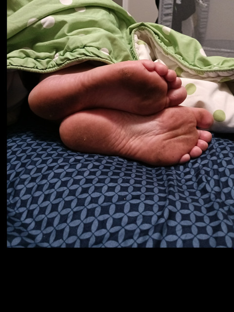 Girl Feet profile picture