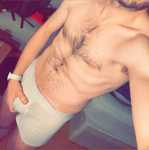 @hotcountryguy @hotcountryguy