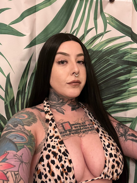 Mary Moon profile picture