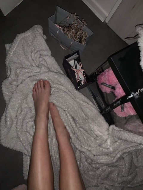 Feetpicforuu profile picture